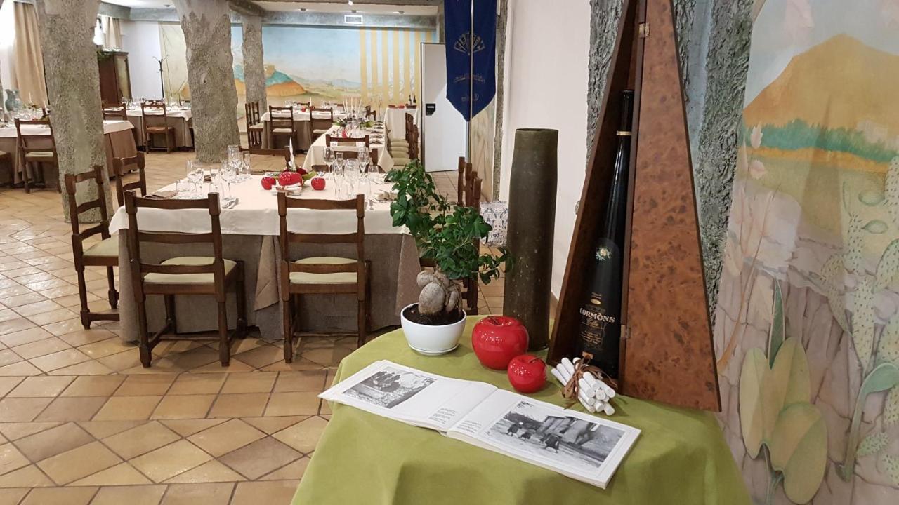 Hotel Ristorante La Campagnola Cassino Bagian luar foto