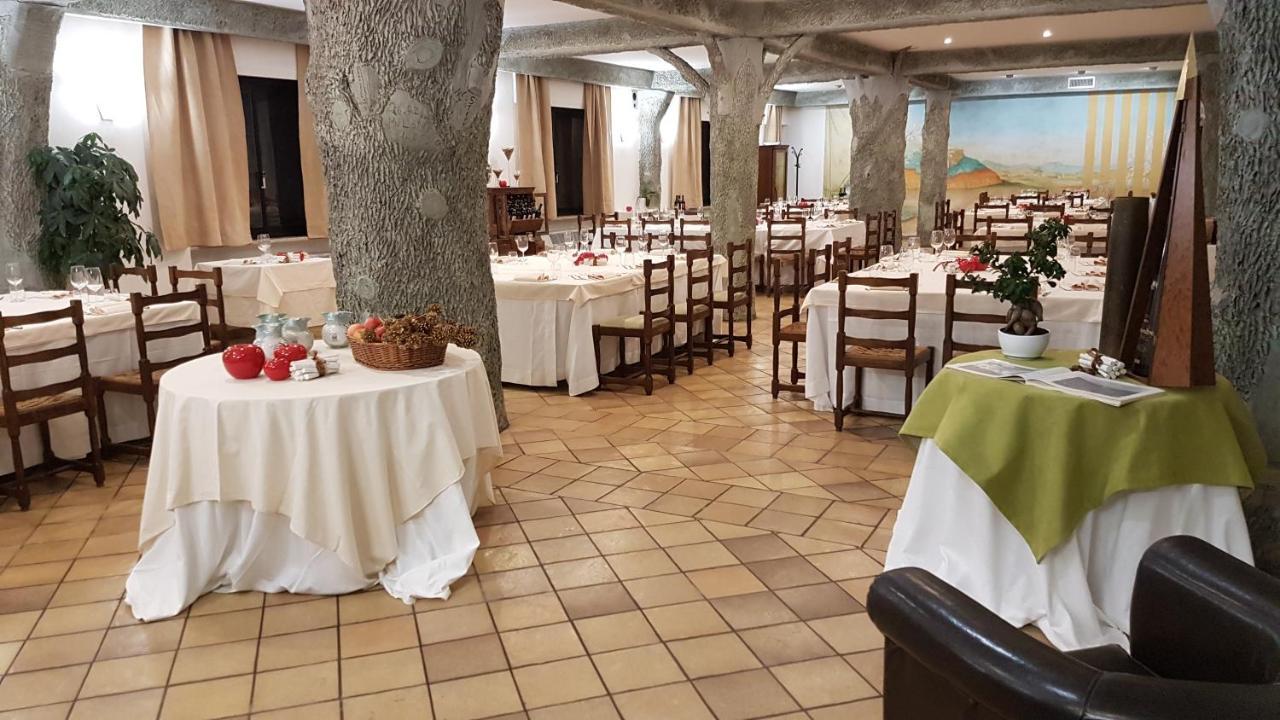 Hotel Ristorante La Campagnola Cassino Bagian luar foto
